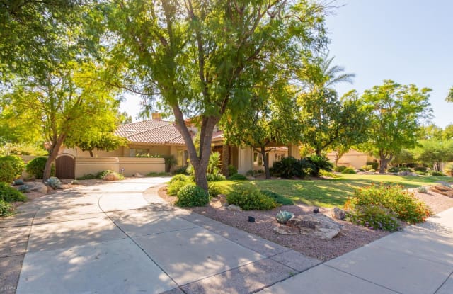 10761 E FANFOL Lane - 10761 East Fanfol Lane, Scottsdale, AZ 85258