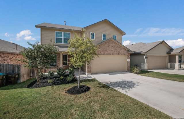 Spacious 4-Bedroom Home in Alamo Ranch with Backyard Deck Gallery 3
