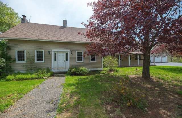 84 Little River Road - 84 Little River Road, York County, ME 03901