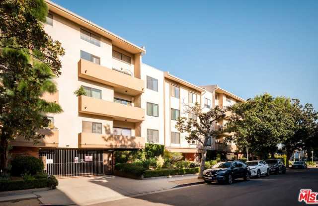 1944 Glendon Ave unit: 309 Gallery 4