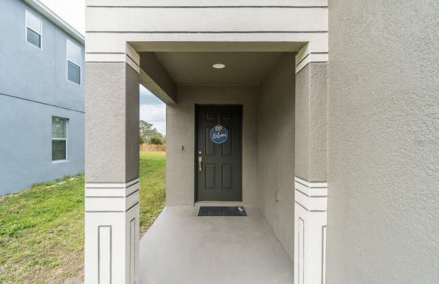 7704 MAROON PEAK Drive Gallery 4