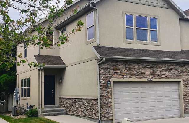 3 Bd 3.5 Bath Model Like Townhome in Riverton photos photos