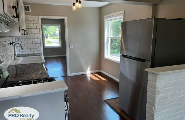 3 Bedroom Bungalow **Half off 1 Month's Rent with an October 2026 Move In** Gallery 4