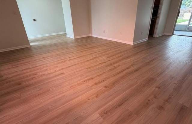 3024 BLOWN FEATHER Lane Gallery 3