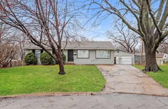 3204 Mark Circle photos photos