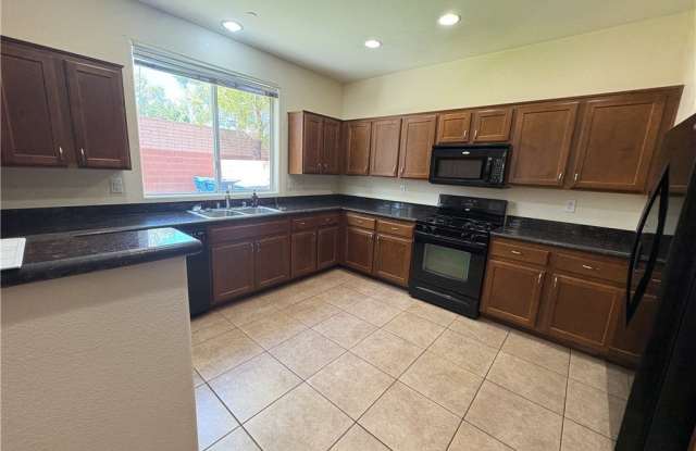 7567 Swan Cove Court Gallery 3