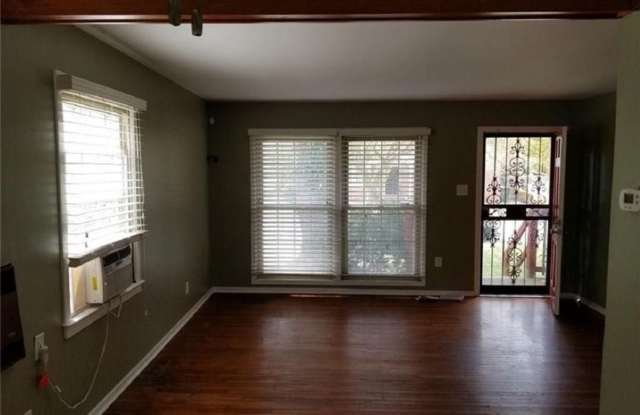 7108 Chryslon Lane Norfolk, VA 23513 Gallery 3