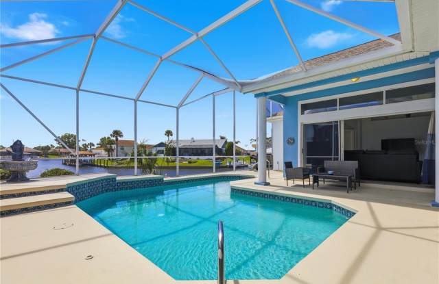 16 CEDARWOOD Court Gallery 4
