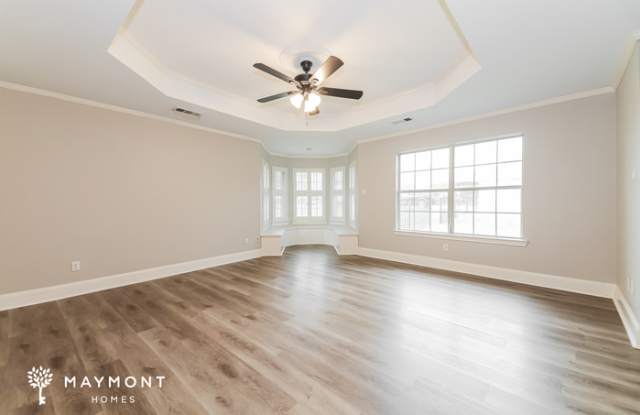 10598 Bradley Circle Gallery 3