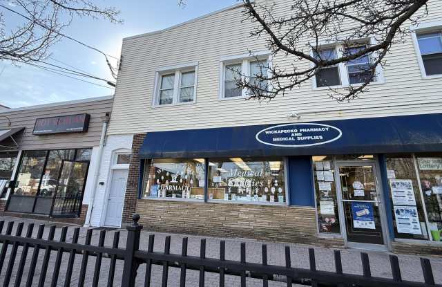 1409 Wickapecko Drive unit: A photos photos