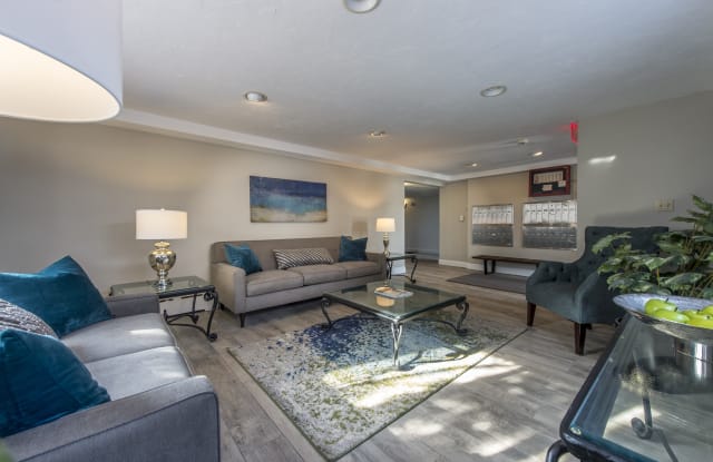 898 Massachusetts Avenue Apartments Gallery 3