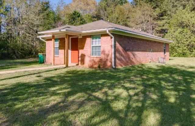707 Texarkana Avenue Gallery 2
