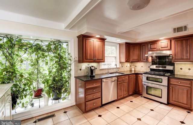 9472 COPENHAVER DRIVE Gallery 3