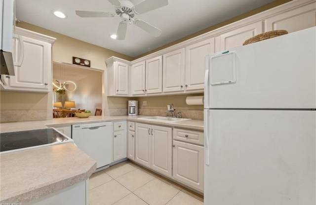 1055 Forest Lakes Dr Gallery 2