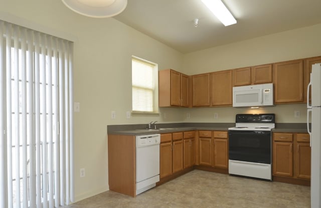 Pointe at Manorgreen Townhomes Gallery 4