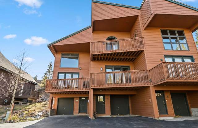 Breck 3-bedroom home with views! 4-6 photos photos