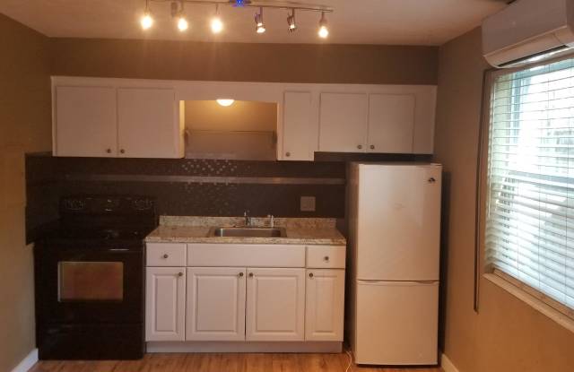 655 7th Avenue North - 4 photos photos