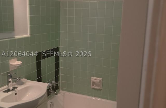 545 74 Gallery 4