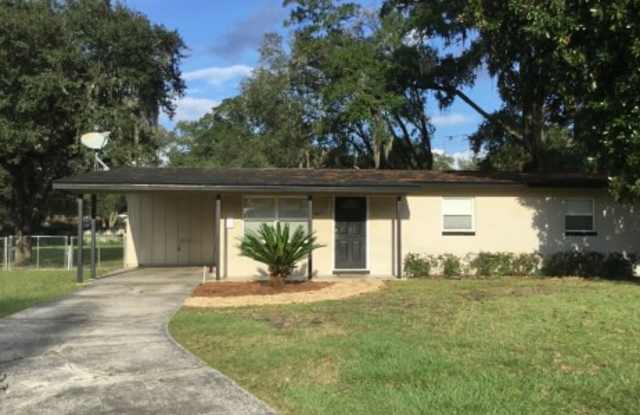 847 INDIAN SHORE - 847 Northwest Indian Shore Drive, Lake City, FL 32055