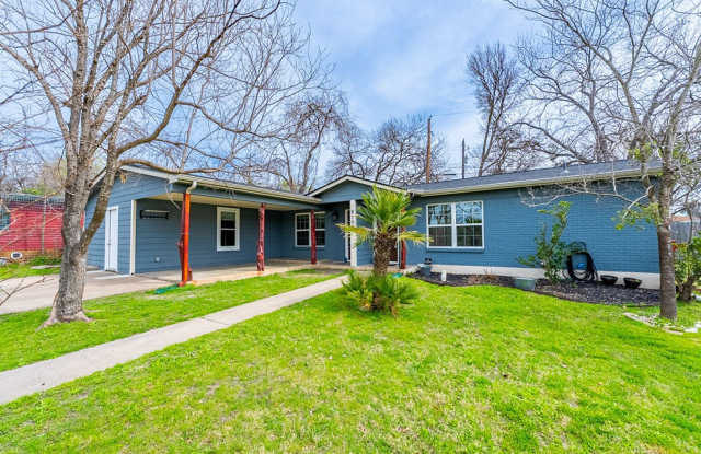Charming 2-Bedroom, 1-Bathroom Retreat in North Austin!!! Gallery 3