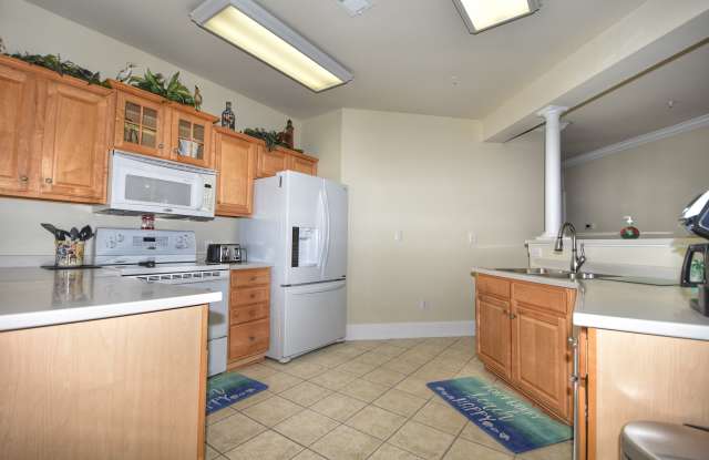 2180 Waterview Dr Gallery 4