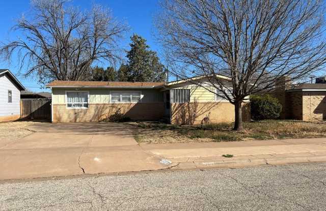 2209 41st St - 2209 41st Street, Snyder, TX 79549