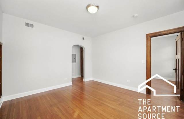 3050 North Milwaukee Ave. photos photos