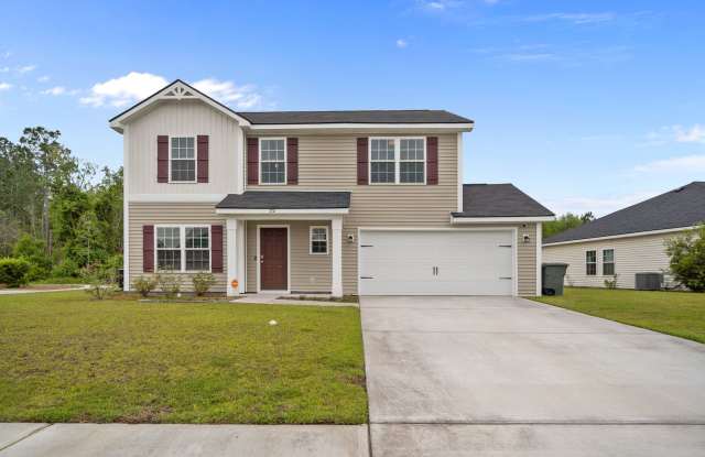 Live Close to Fort Stewart in This Spacious 4-Bedroom Home with a Large Backyard Gallery 4