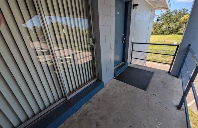 2nd FL Condo 2Bed 1Bath Off Street Parking photos photos