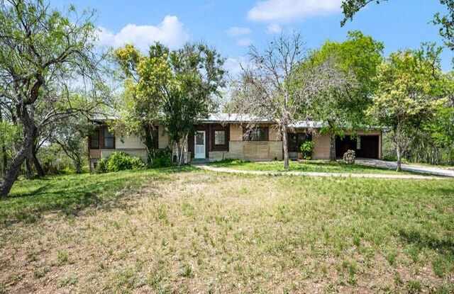 932 TOEPPERWEIN RD Gallery 2
