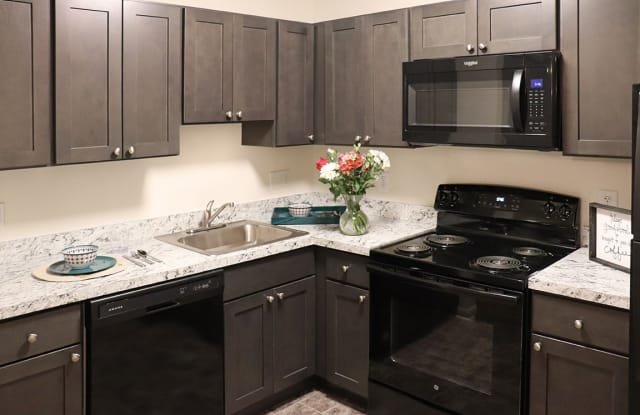 High Pointe Club Apartments Gallery 2
