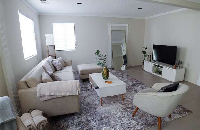 2950 Tyburn Street photos photos