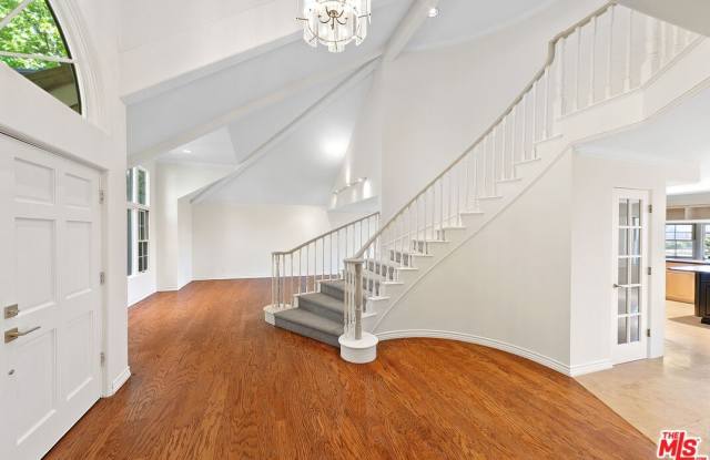 5958 BUSCH Dr Gallery 3