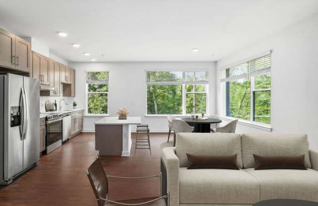 The Lodge at Autumn Willow - Senior Housing Gallery 3