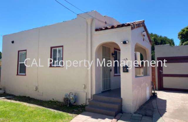 Back unit two bedroom home South Salinas! photos photos