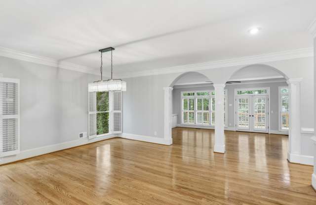 4563 Fountain Drive Gallery 4