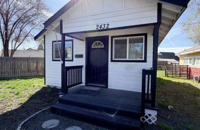 2 Bedroom, 1 Bathroom Home photos photos