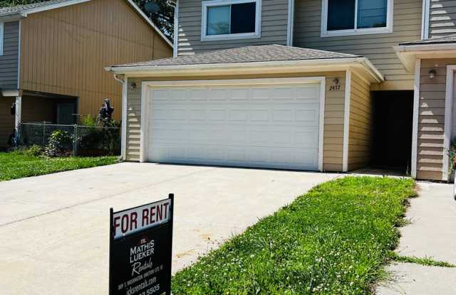 Freshly Updated  Move-In Ready photos photos