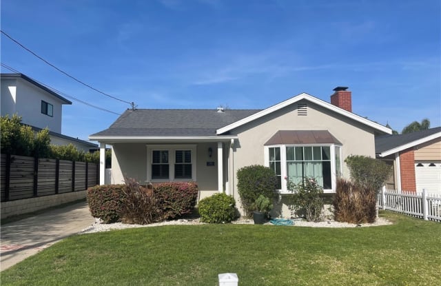 286 E 19th Street - 286 East 19th Street, Costa Mesa, CA 92627