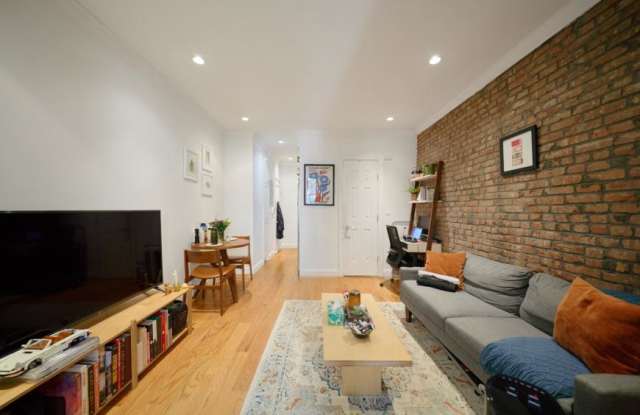 319 East 78th Street photos photos