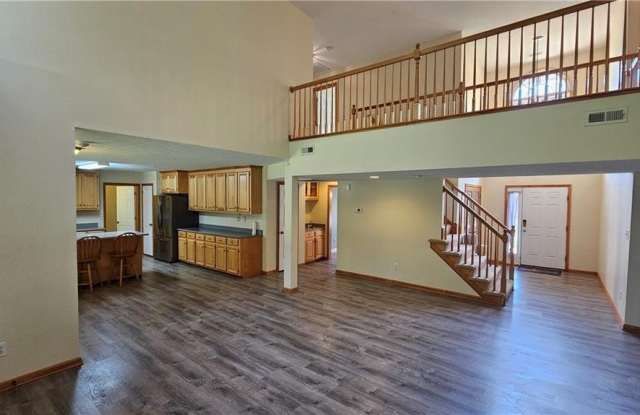211 Tallyho Drive Gallery 3
