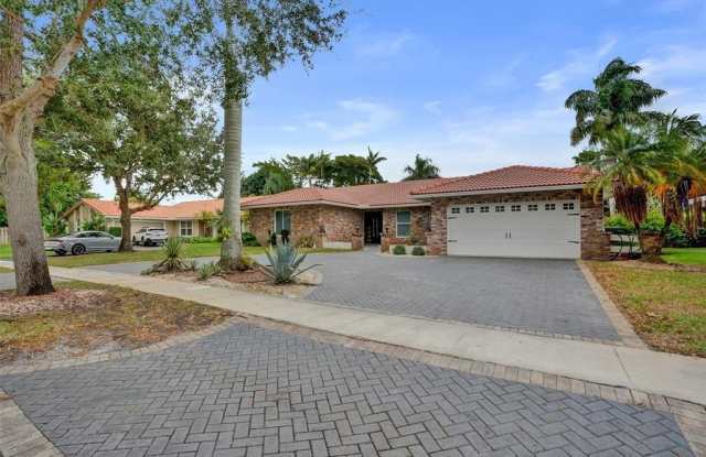 9540 NW 13th St photos photos