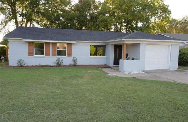 115 Brookwood Drive - 115 Brookwood Drive, Richardson, TX 75080