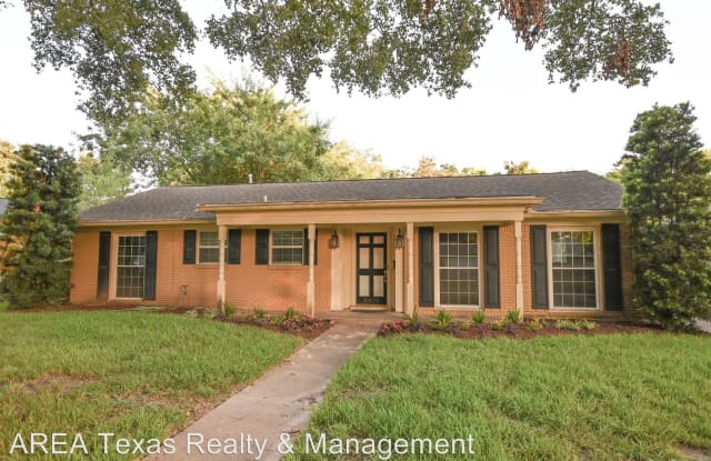 4819 Stillbrooke Dr - 4819 Stillbrooke Drive, Houston, TX 77035