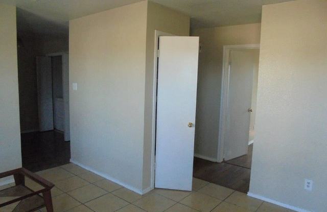 1710 Benttree Drive Gallery 4