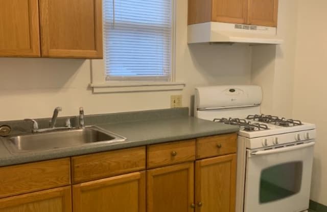 2916 Clermont Ave - 2916 Clermont Avenue, Brentwood, PA 15227