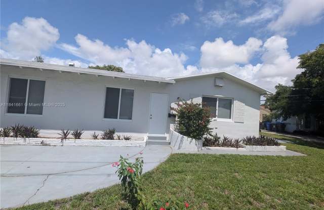 1108 N 19th Ave photos photos