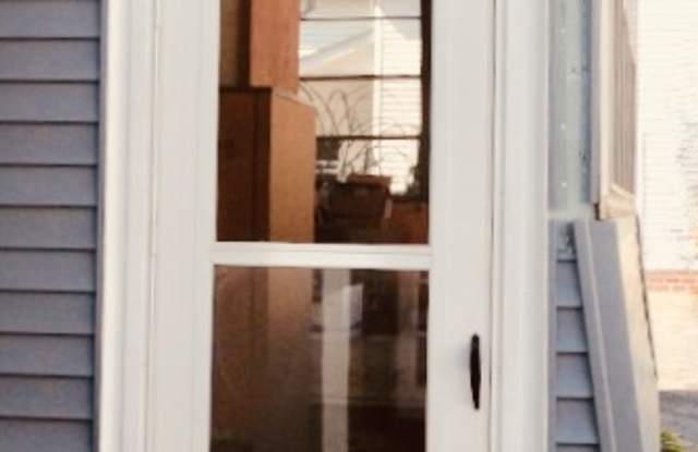 146 Main Street Gallery 1