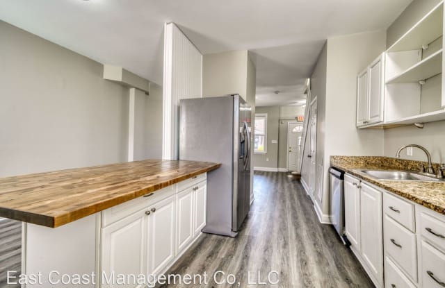537 Chateau Ave - 537 Chateau Avenue, Baltimore, MD 21212
