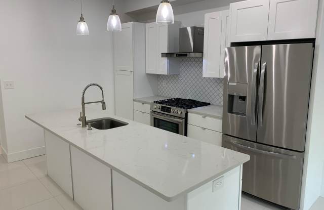 4504 15TH STREET NW Gallery 3